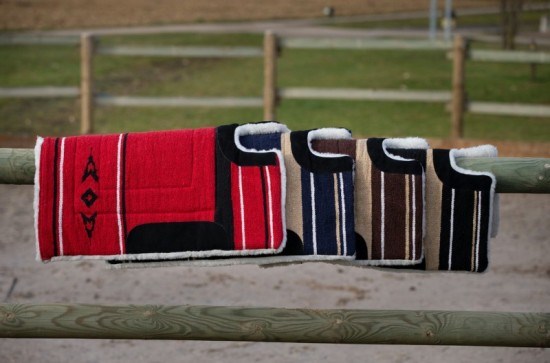 Вальтрап-подкладка вестерн NAVAJO иск. мех с вырезом 90282